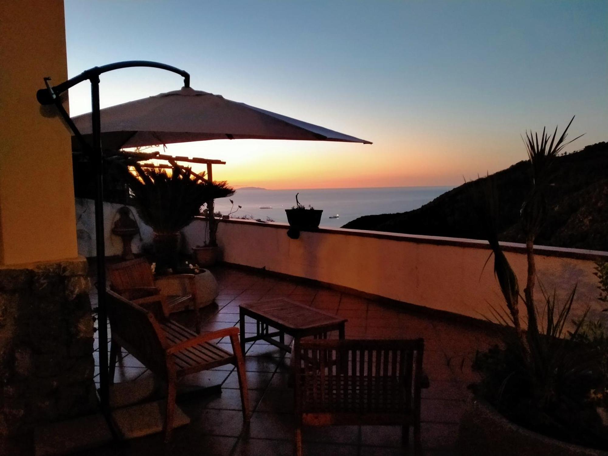 Contrada Cafaro Hotel Salerno Kültér fotó